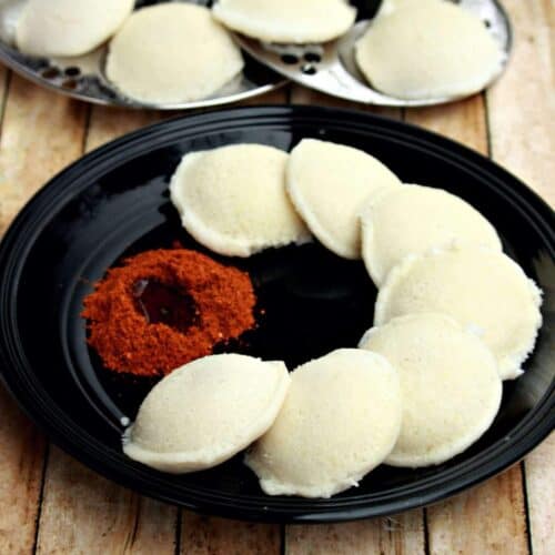 https://www.mycookingjourney.com/wp-content/uploads/2018/04/idli-47_1200x1200-500x500.jpg