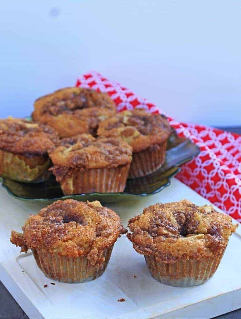 Apple Muffins with Cinnamon Apple Crumb