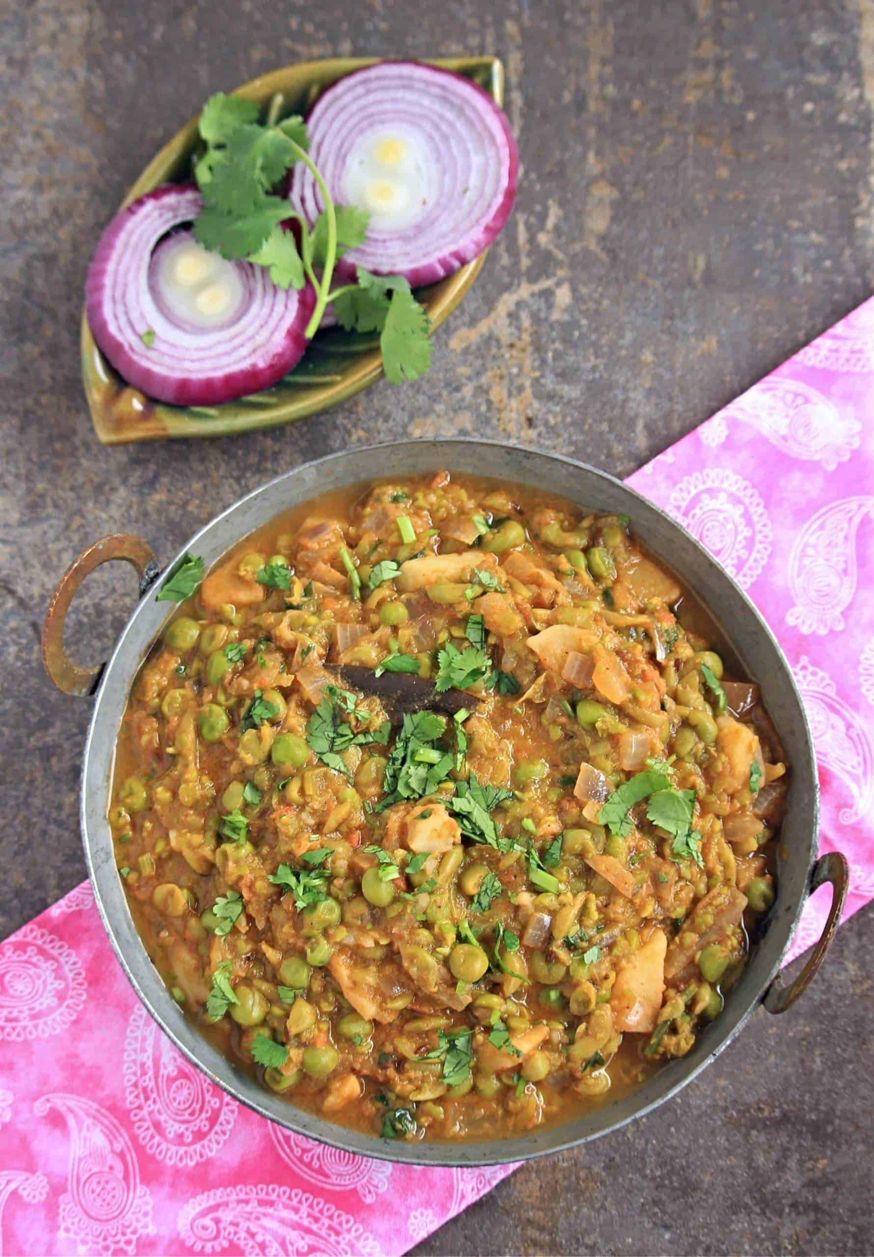Matar Ka Nimona | UP Style Green Peas Curry