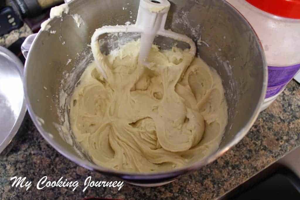 Mixing the batter with stand mixer
