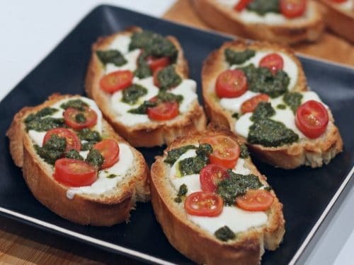 Crostini with Cherry Tomatoes And Mozzarella