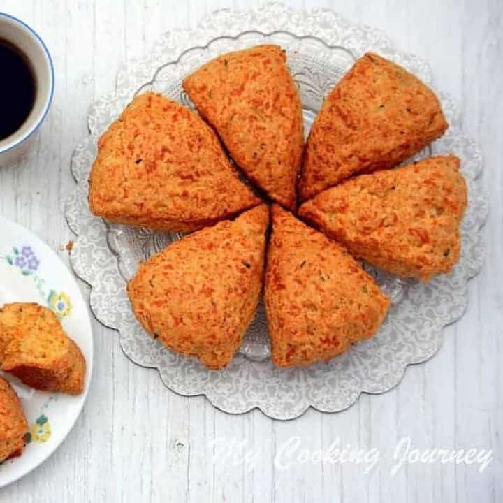 Scone in a glass plate - Featured Image