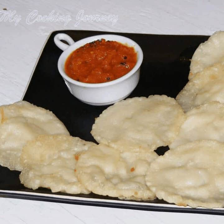 Vellai Paniyaram and Milagai Chutney - Feature Image