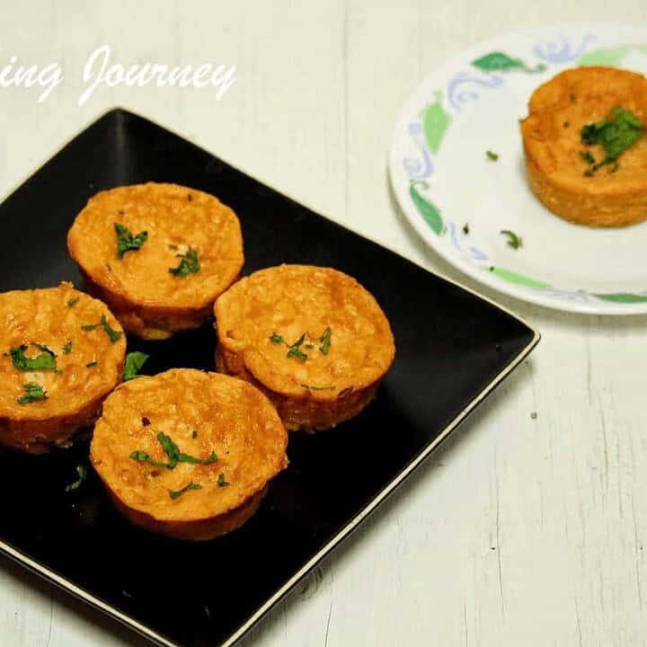 Carrot and Cheese Muffins in a black plate - Feature Image